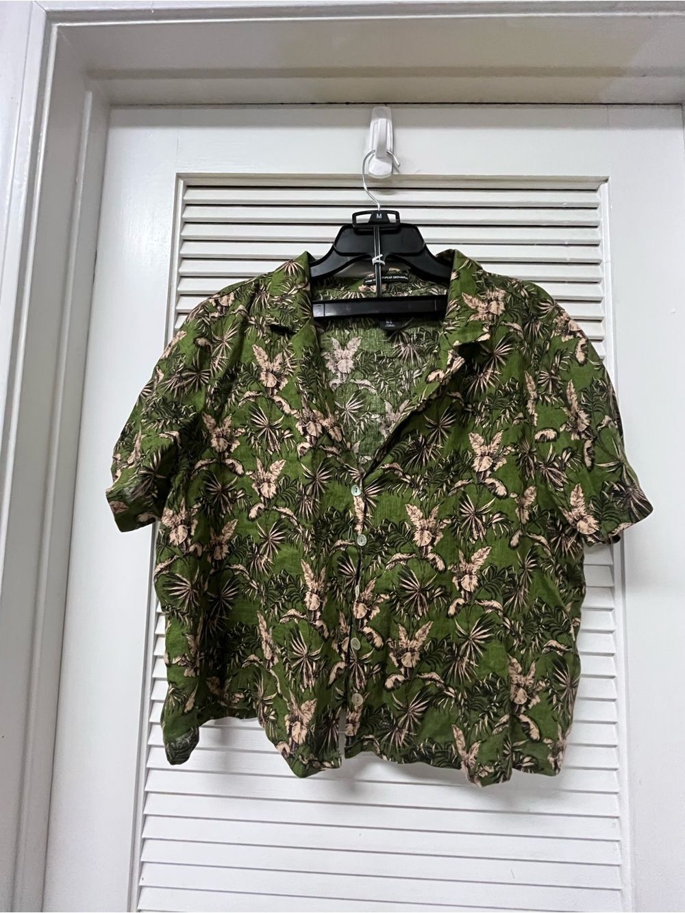 TAHARI WOMEN XL Green Tropical Button-Up Shirt